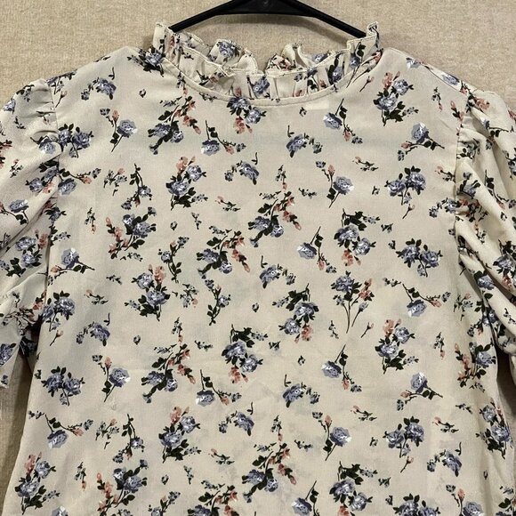 Unbranded Blouse Women's XSmall Tan Floral Pullover Short Sleeves - Picture 2 of 12